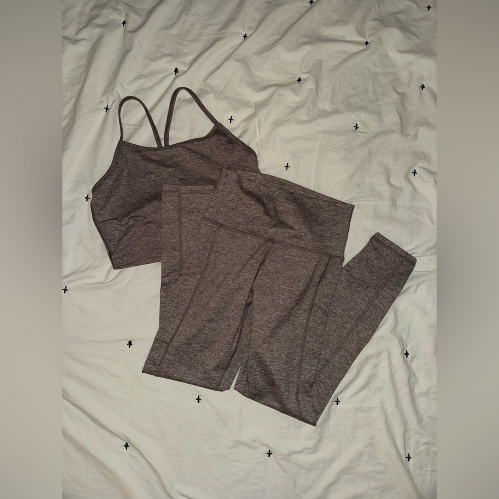 Aerie Offline Workout Set